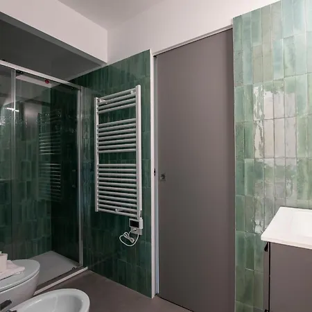 Bright Floor Flat With Balconies & Ac - Loreto & Porta Venezia 밀라노